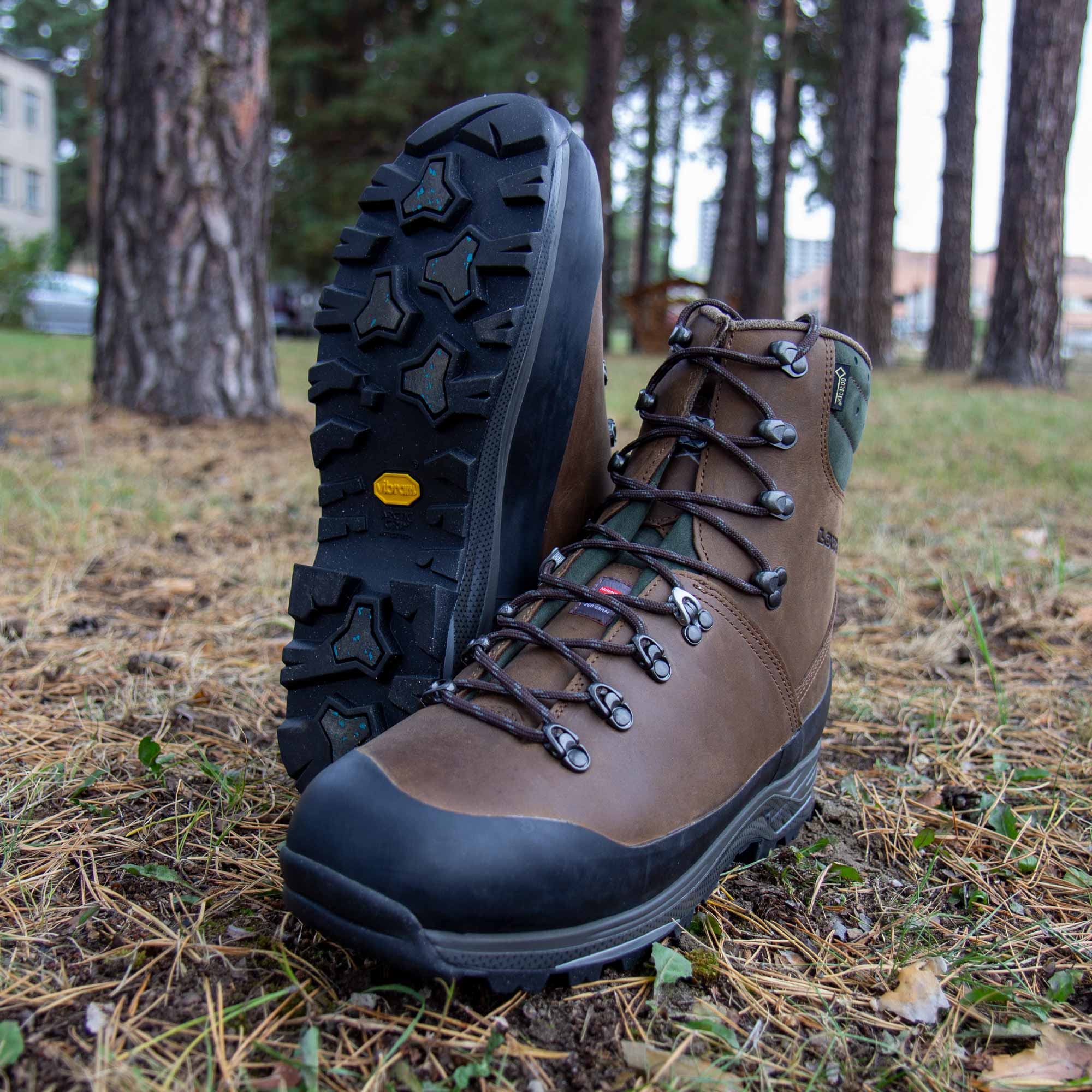 LOWA Men’s bighorn hunter G3 GTX  Waterproof Hiking Boots size 11.5 Hunting - Mountain (Men main image 4